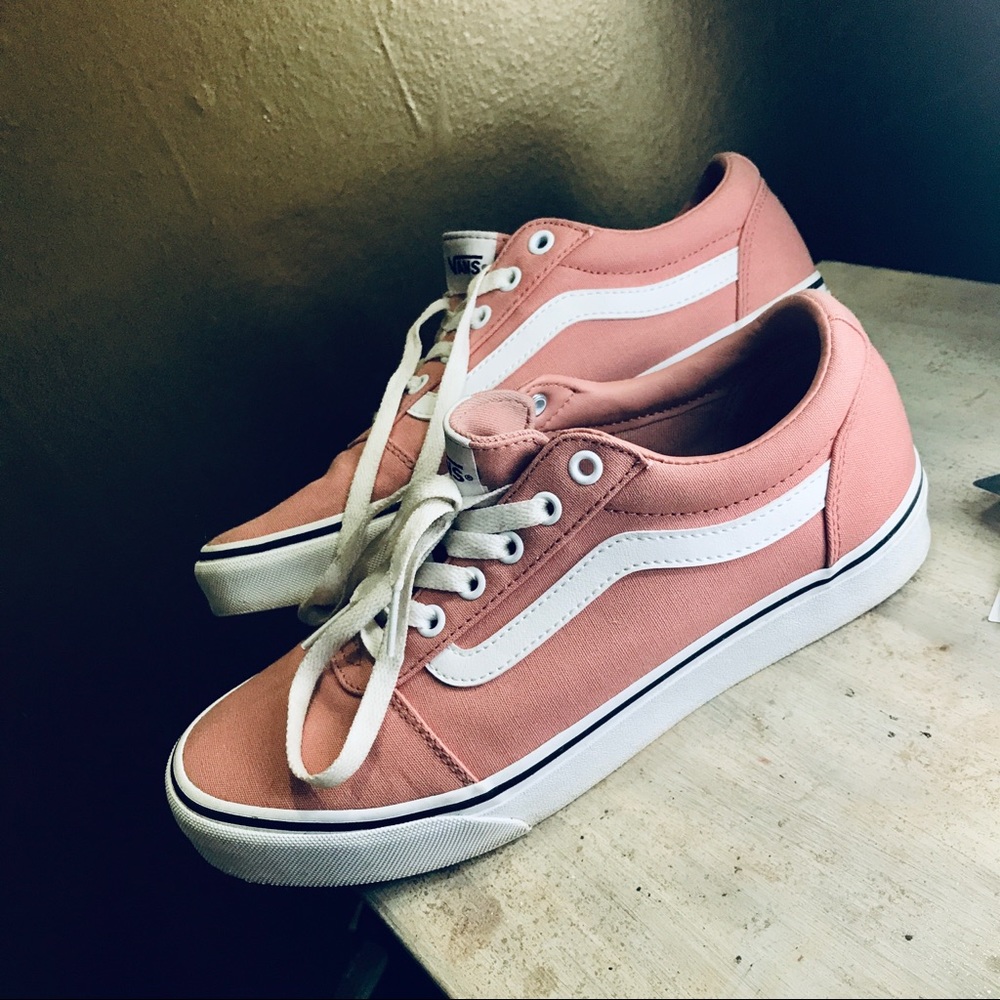 GUC Women’s Vans
